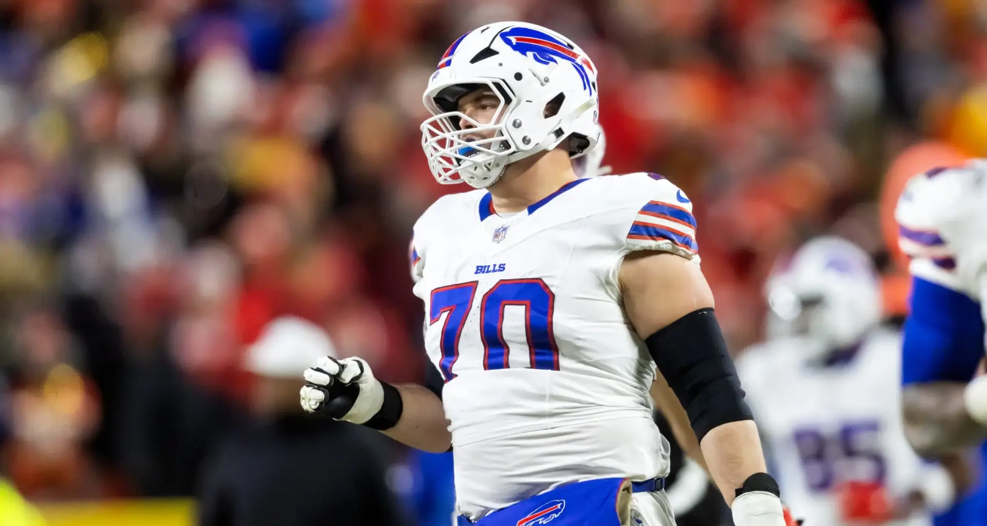 Alec Anderson vies for crucial Buffalo Bills backup center role against Sedrick Van Pran-Granger in tight battle