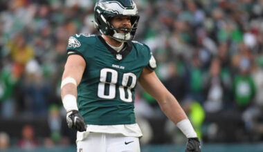 TE Dallas Goedert Addresses Decision To Remain With Eagles