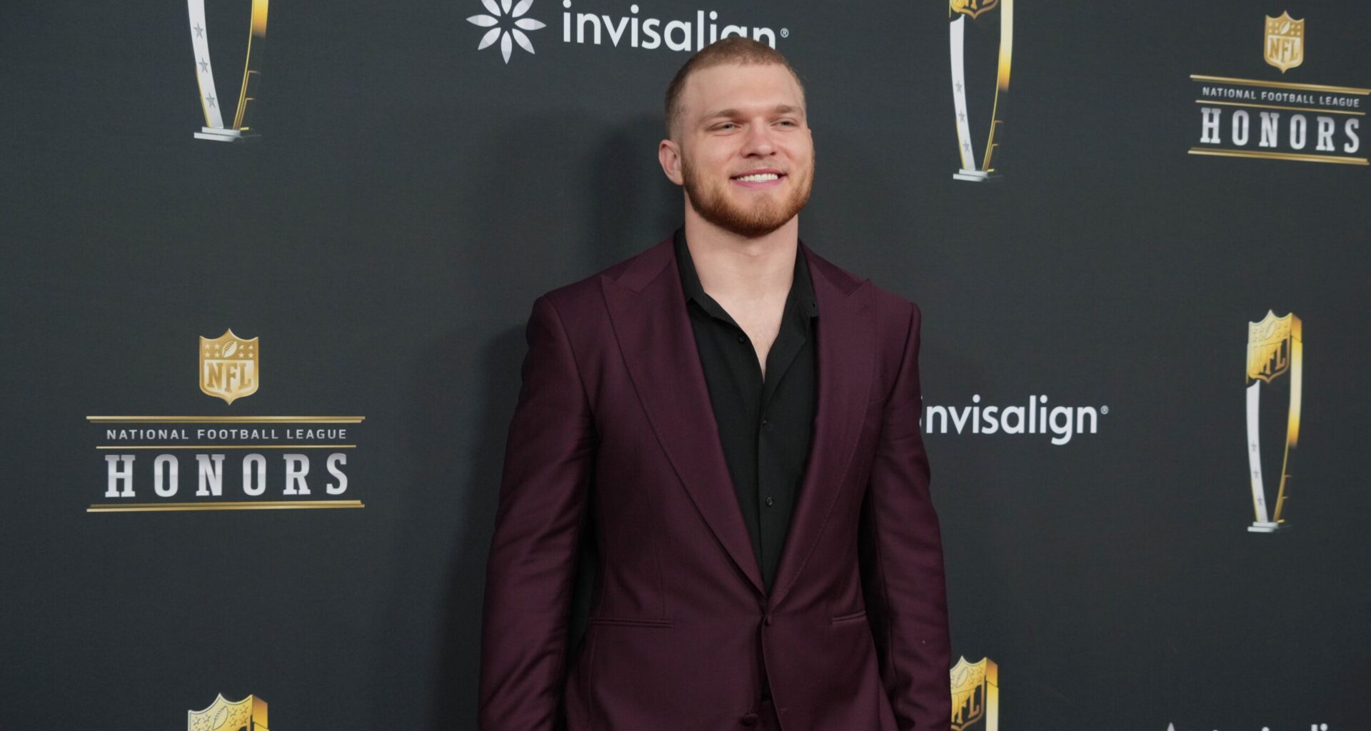 Aidan Hutchinson Transforms Detroit Lions' NFL Defense with Grit