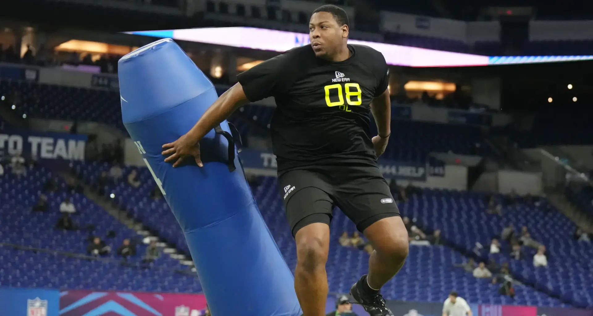 Alfred Collins stands firm on contract standoff as 49ers face decisive moment in rookie saga