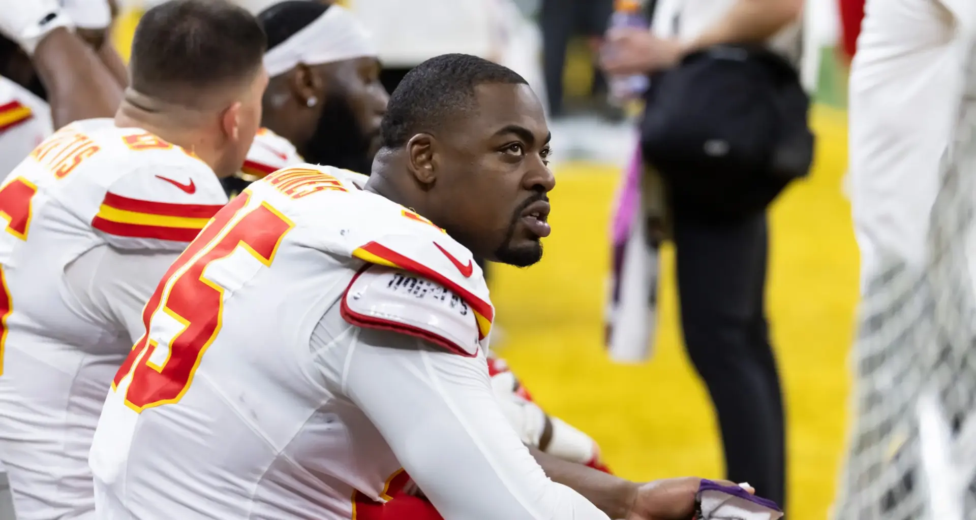 Chris Jones shines amid Kansas City Chiefs' defensive line dilemma as they rank 15th in NFL standings