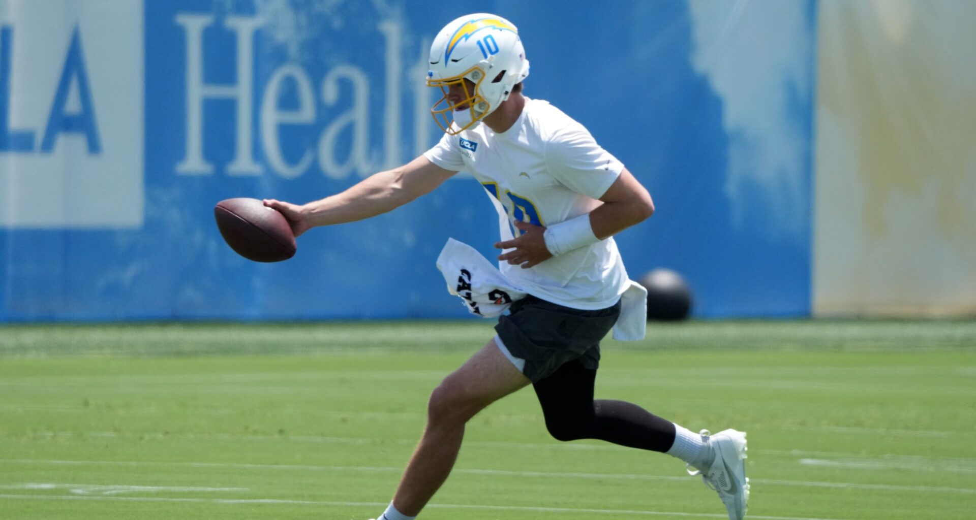 Should Chargers Bench Justin Herbert?