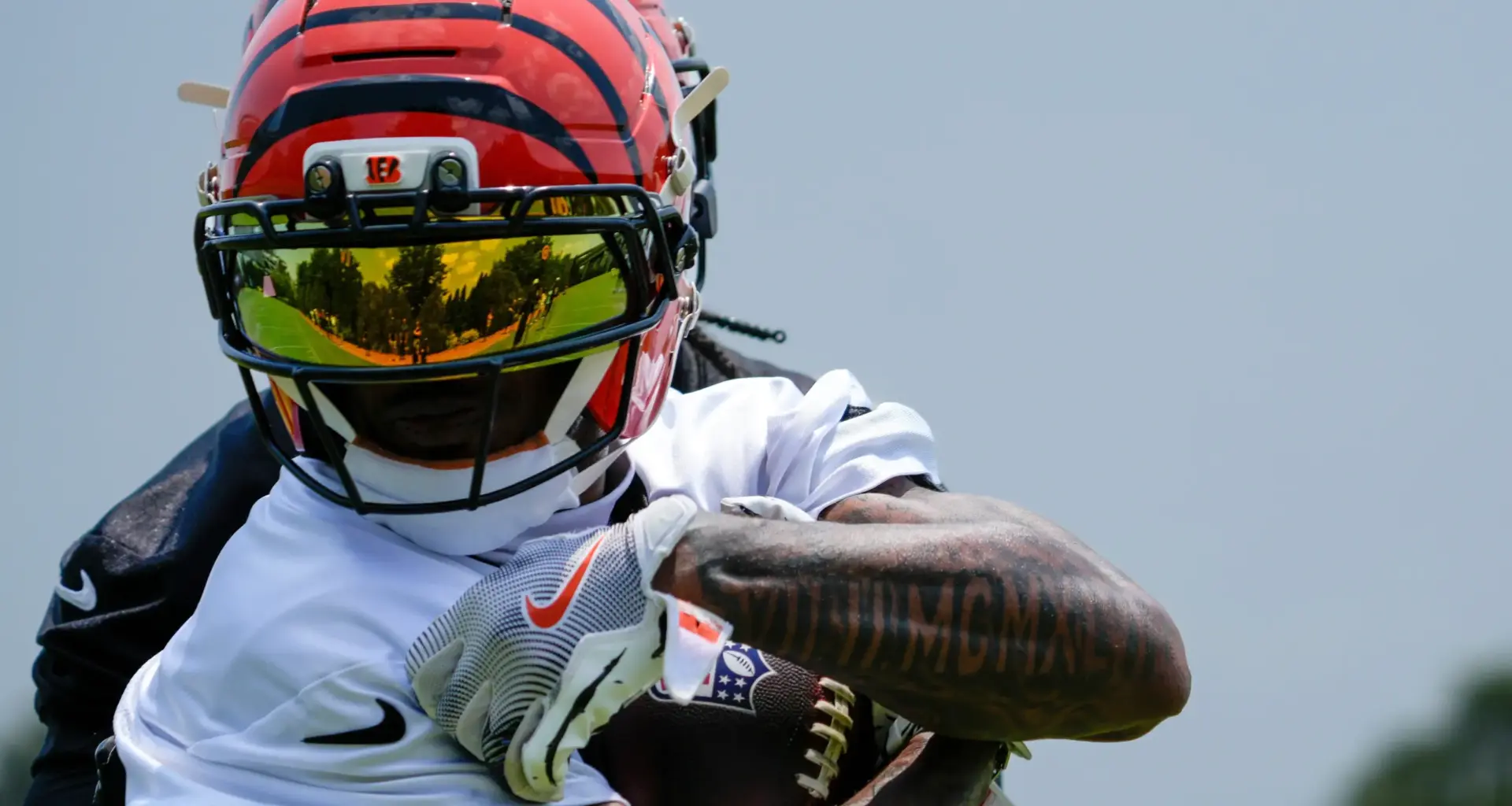 Ja'Marr Chase shines in basketball highlights with B. Maze Elite team showcasing versatile athletic talent