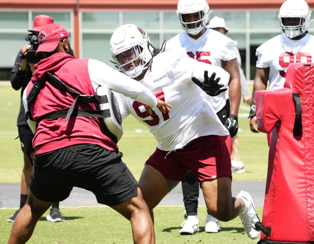 Cardinals Sign First-Round DT Walter Nolen