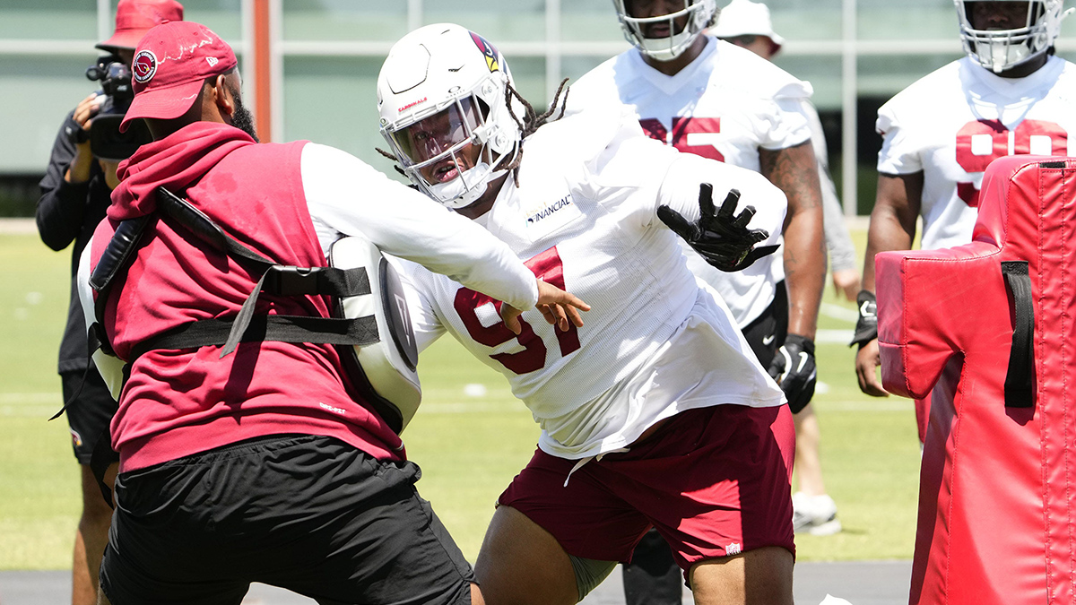 GtAsd0LXcAAGeJ7 copy