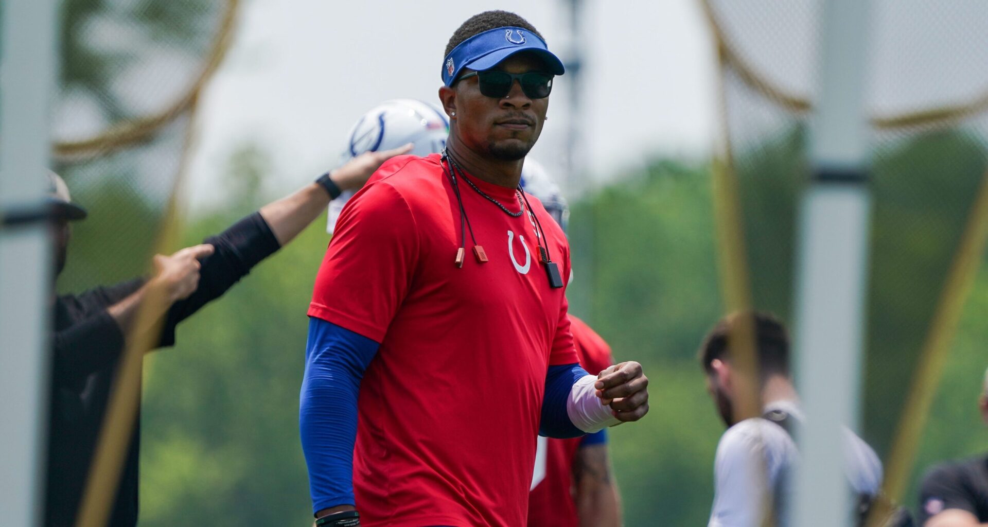 Anthony Richardson Faces Injury as Daniel Jones Shines in Colts Drama