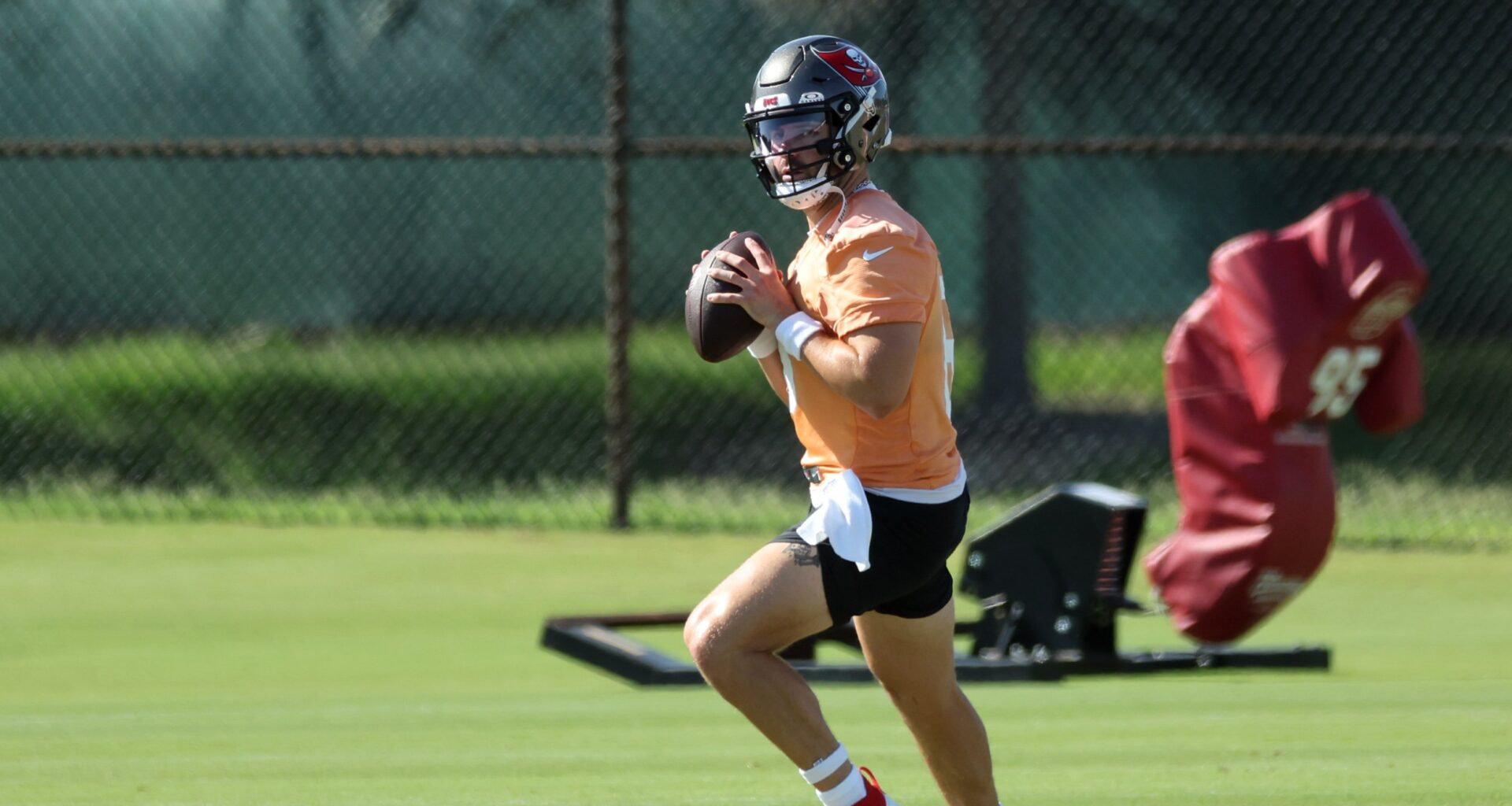 Baker Mayfield Energizes Steelers' Future Amid Quarterback Transition