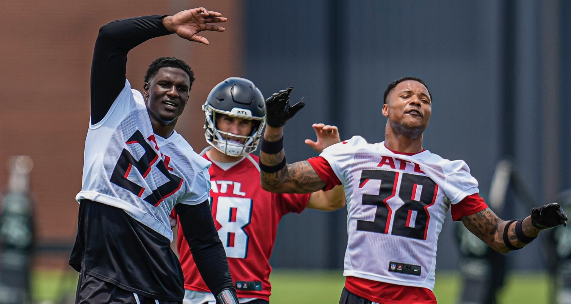 Fireworks are set off before an SEC football game between Tennessee and Ole Miss in a checkered Neyland Stadium in Knoxville, Tenn. on Saturday, Oct. 16, 2021 - © Calvin Mattheis/News Sentinel / USA TODAY NETWORK