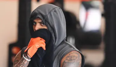 Deshaun Watson melts hearts as $230M Browns QB proposes to Jilly Anais amid injury battle