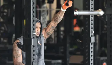 Deshaun Watson faces career-defining test as Cleveland Browns' quarterback battle captivates NFL fans