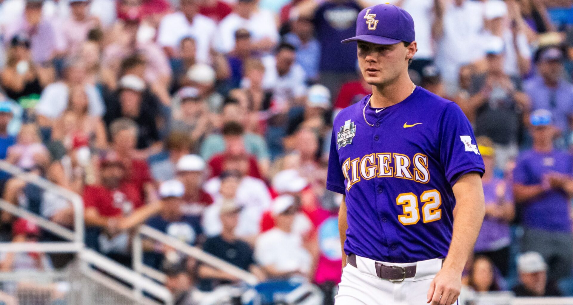 Syndication: The Daily Advertiser