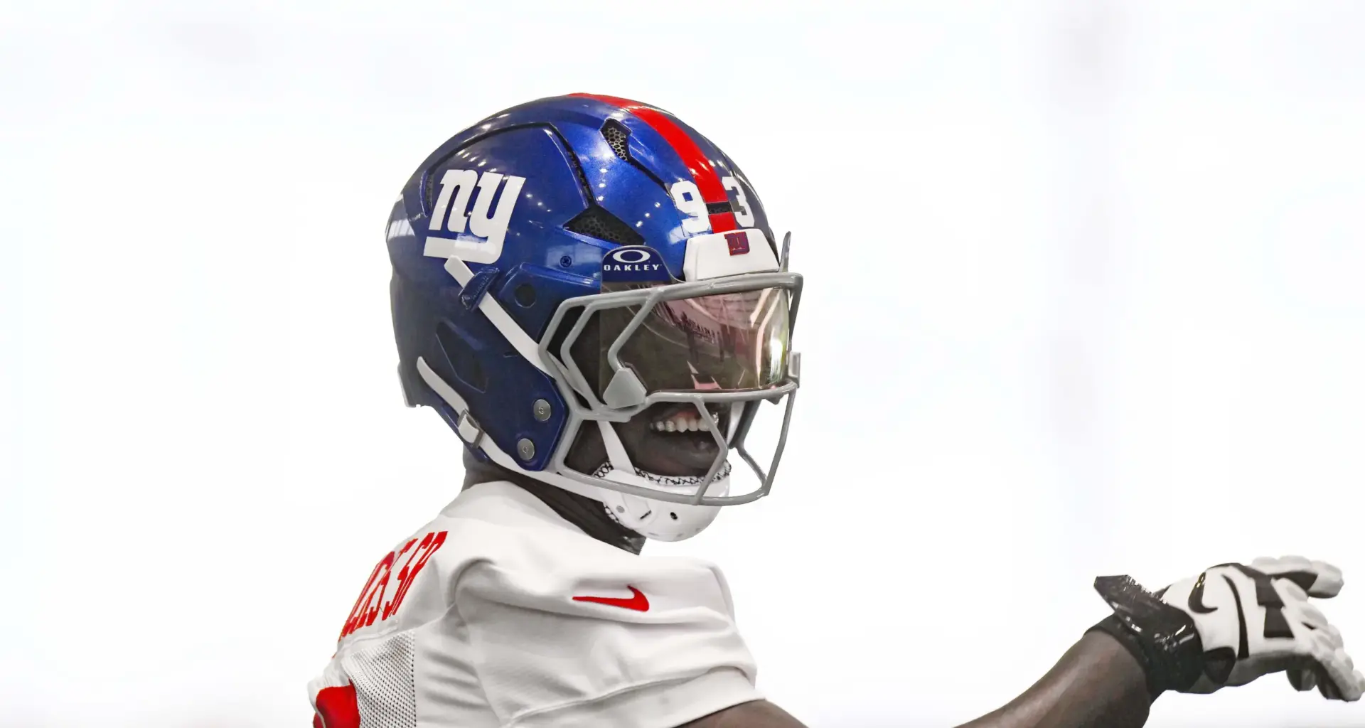 Rakeem Nunez-Roches faces $3.6M Giants dilemma as veteran lineman fights for roster survival