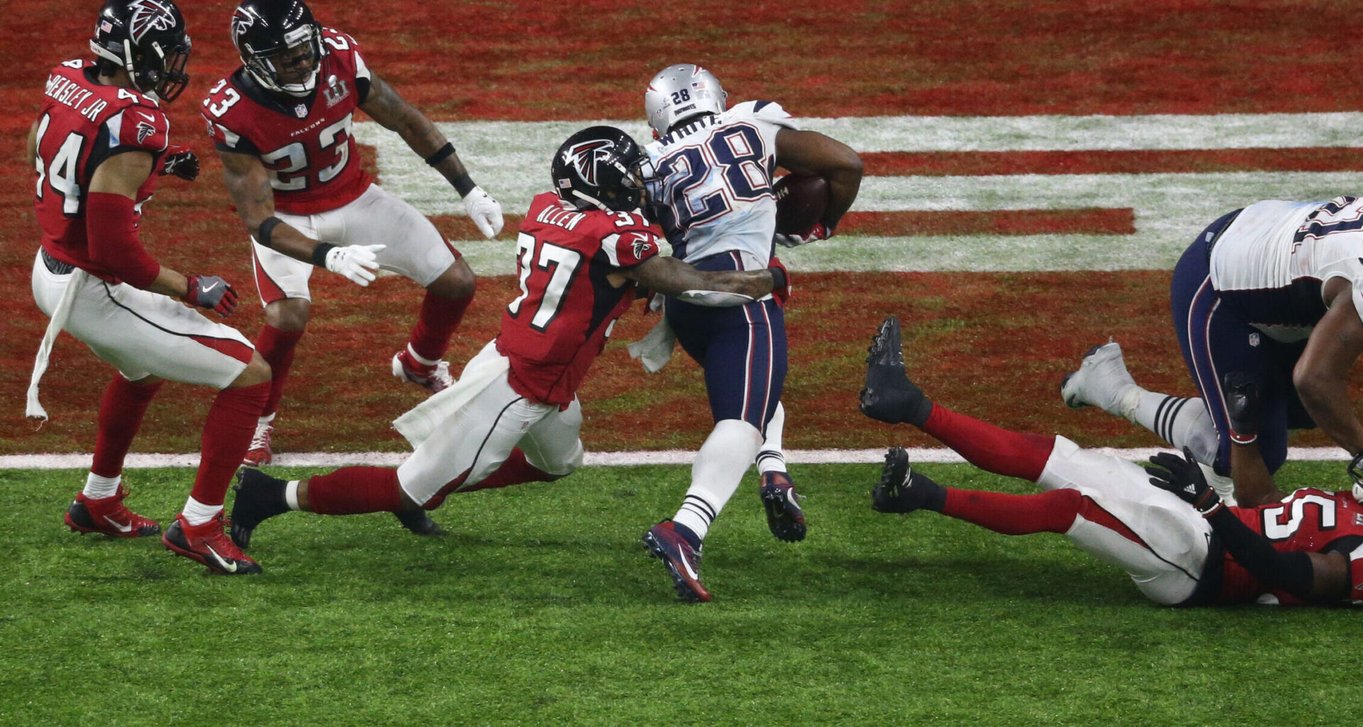 Ex-Patriots Receiver Compares French Open To 28-3 Super Bowl