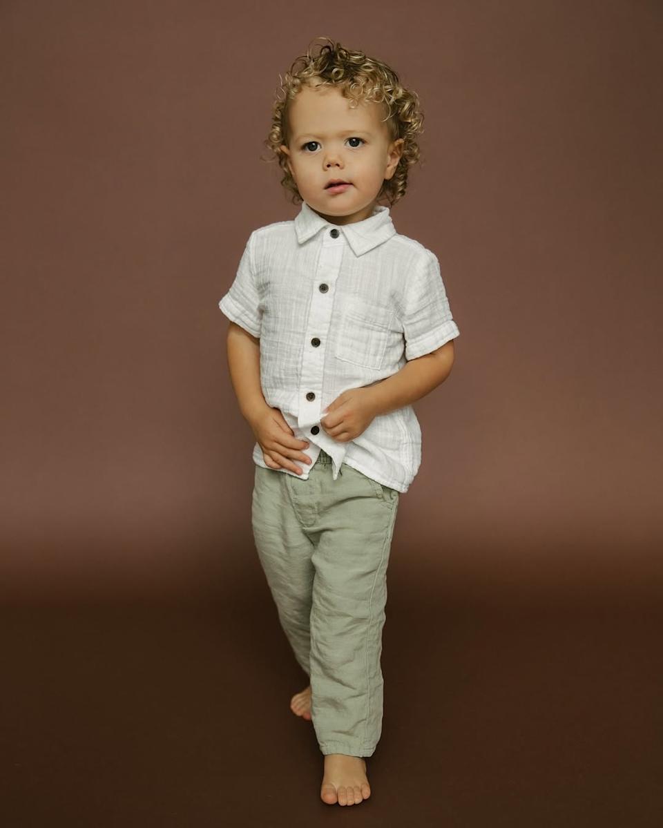 The family matched in white ensembles. Instagram/brittanymahomes