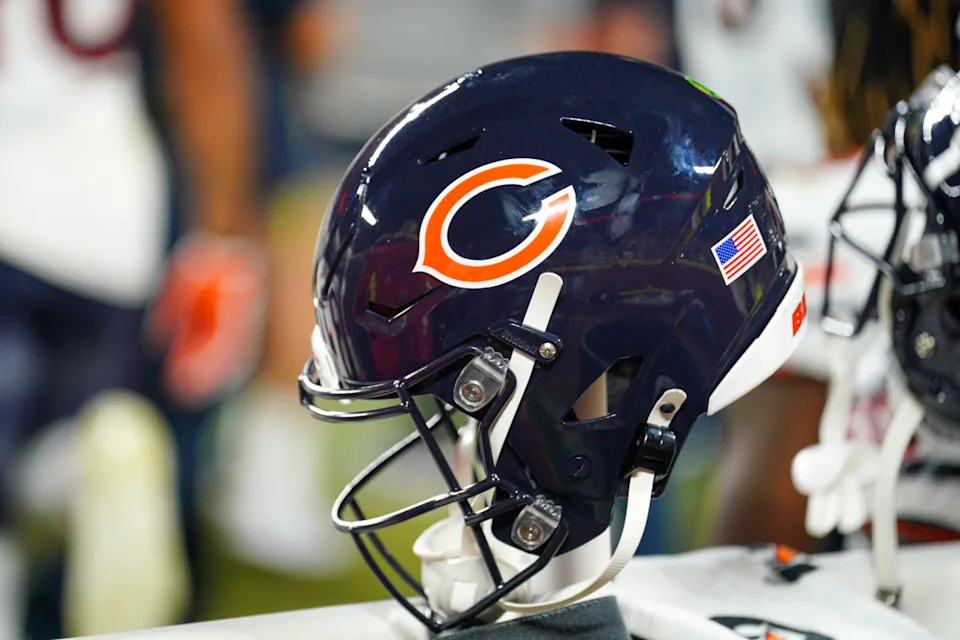 Chicago Bears helmet© Denny Medley-Imagn Images