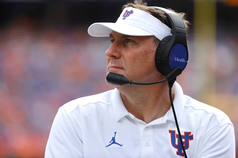 Oct 9, 2021; Gainesville, Florida, USA; Florida Gators head coach Dan Mullen looks on against the Vanderbilt Commodores during the second quarter at Ben Hill Griffin Stadium.© Kim Klement-Imagn Images
