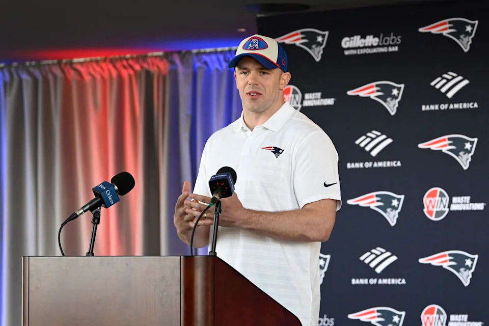 New England Patriots linebacker Robert Spillane discusses his recent free agent addition to the Patriots with the media at Gillette Stadium.Eric Canha-Imagn Images