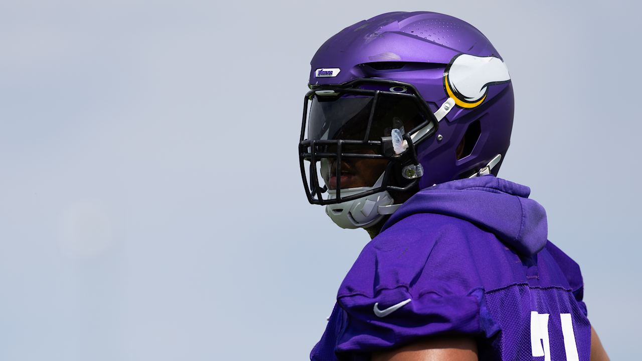 Vikings Minicamp: Christian Darrisaw Participates in Individual Drills - Minnesota Vikings