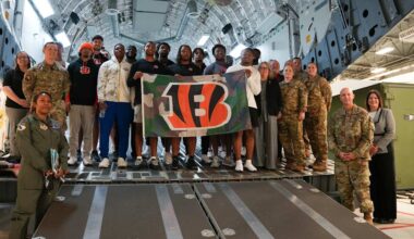 Bengals Rookies Visit Wright-Patterson Air Force Base