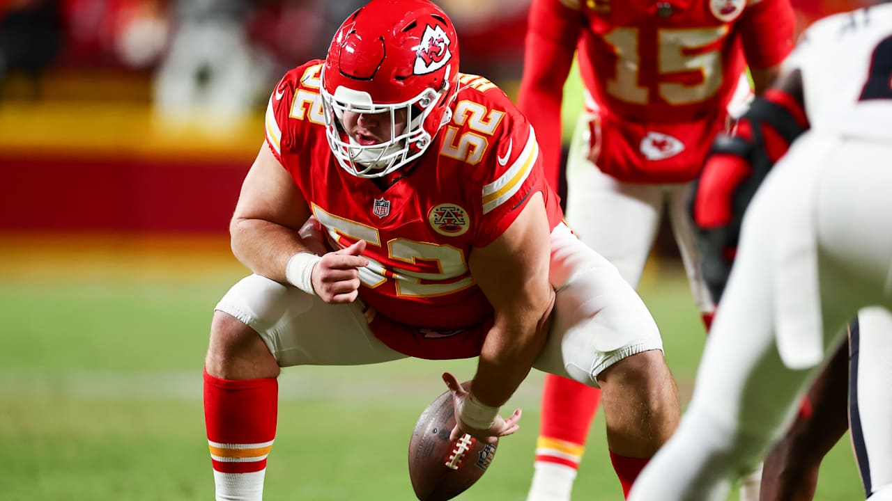 Creed Humphrey Ranked as the Best Center in the NFL by PFF