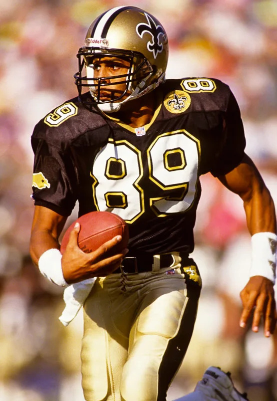 Nov 17, 1991; FILE PHOTO; New Orleans Saints receiver Quinn Early (89) catches a pass against the San Diego Chargers. Mandatory Credit: Peter Brouillet-USA TODAY NETWORK