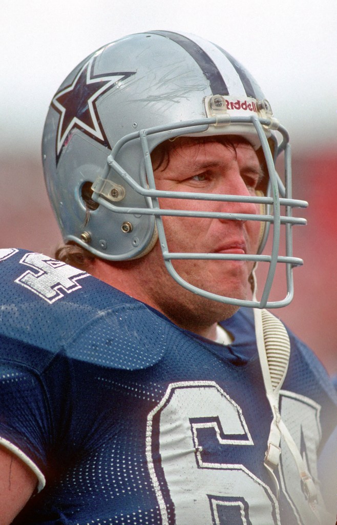 Dallas Cowboys center Tom Rafferty #64 on the sideline.