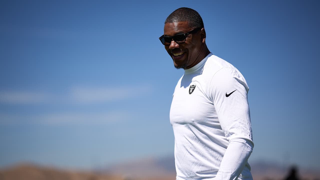 Deland McCullough using unimaginable life story to connect with players, fathers alike