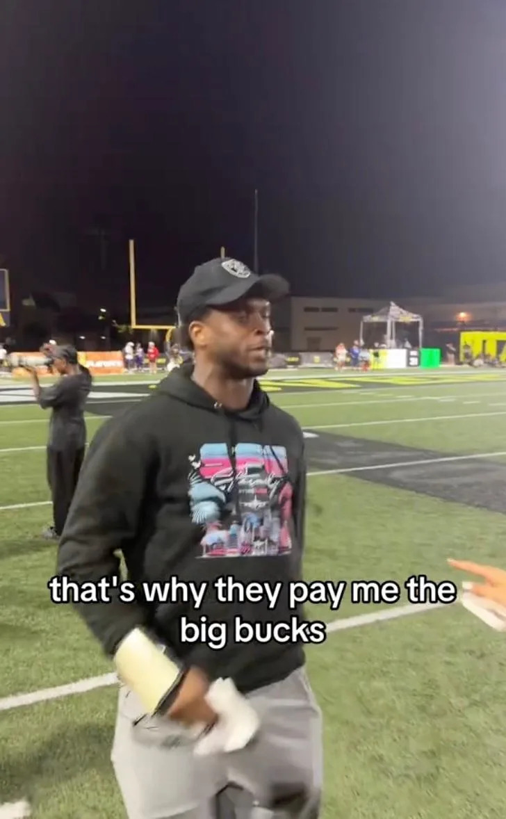 Geno Smith yelling on field