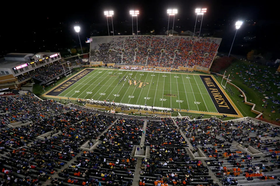 WINSTON SALEM, NC - NOVEMBER 06: A general view of the Clemson Tigers versus Wake Forest Demon Deacons during their game at BB&T Field on November 6, 2014 in Winston Salem, North Carolina. (Photo by Streeter Lecka/Getty Images)