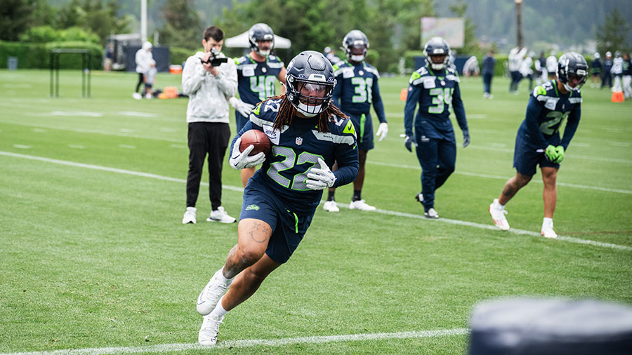 Damien Martinez Seattle Seahawks rookie minicamp...