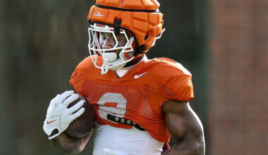 Gideon Davidson, Easton Ware, Amare Adams talk 'welcome to college football' moment