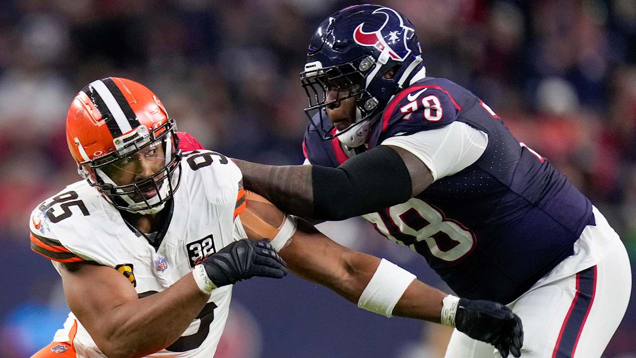 Laremy Tunsil named top 10 OT by PFF