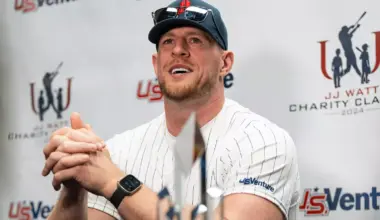 J.J. Watt's Move to CBS TV Game Analyst Means He Could Do Texans Games