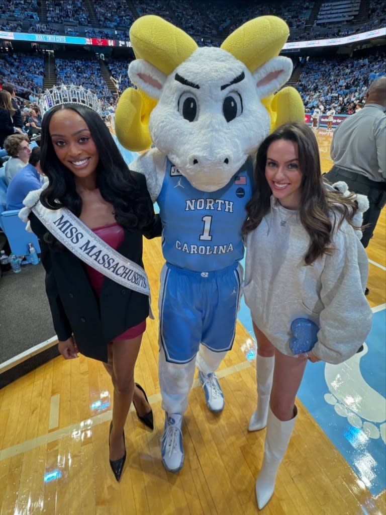 As she shared a touching message to her friend Melissa Sapini, she shaded Holliday with a brief message about “Nantucket socialites.” jordon/Instagram