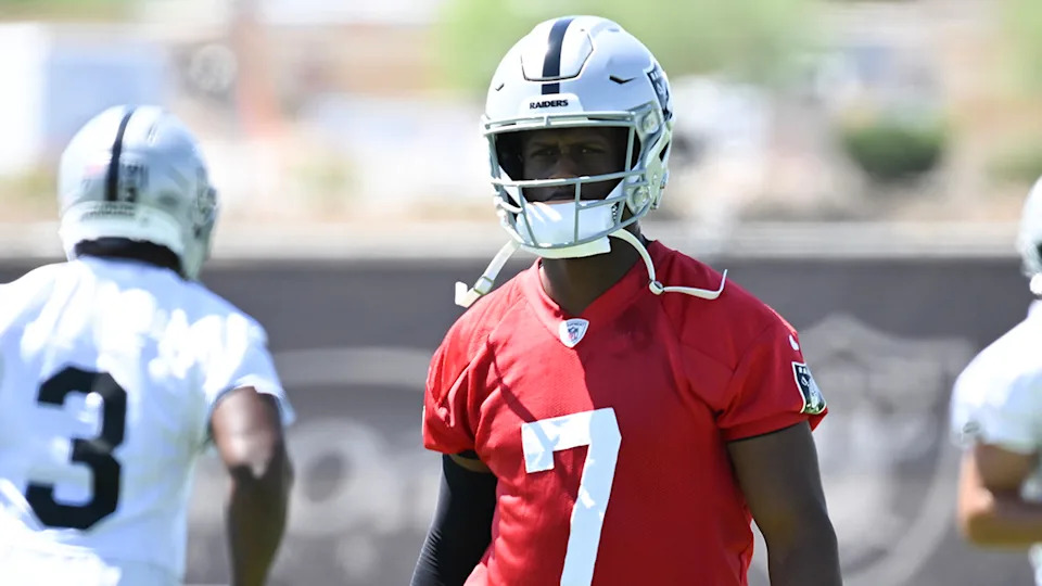 Las Vegas Raiders QB Geno Smith.Candice Ward-Imagn Images