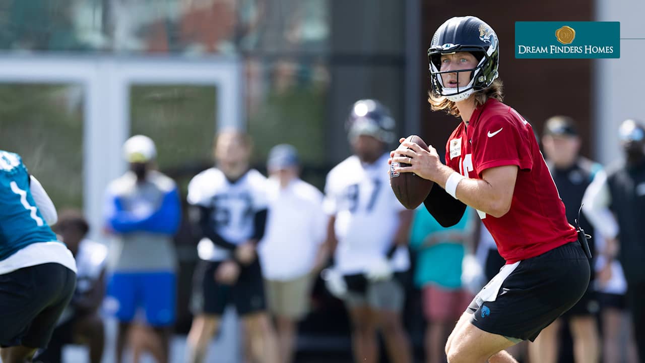 QB Trevor Lawrence Settling Into Jaguars Offensive System for 2025