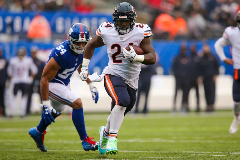 Dec 2, 2018; East Rutherford, NJ, USA; Chicago Bears running back Jordan Howard (24) runs the ball against New York Giants linebacker Olivier Vernon (54) during the first quarter at MetLife Stadium. Mandatory Credit: Brad Penner-USA TODAY Sports