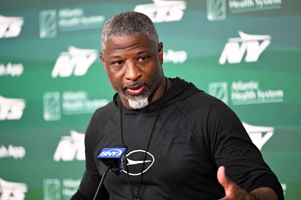 Aaron Glenn addresses reporters during a June 3 press conference. Bill Kostroun/New York Post