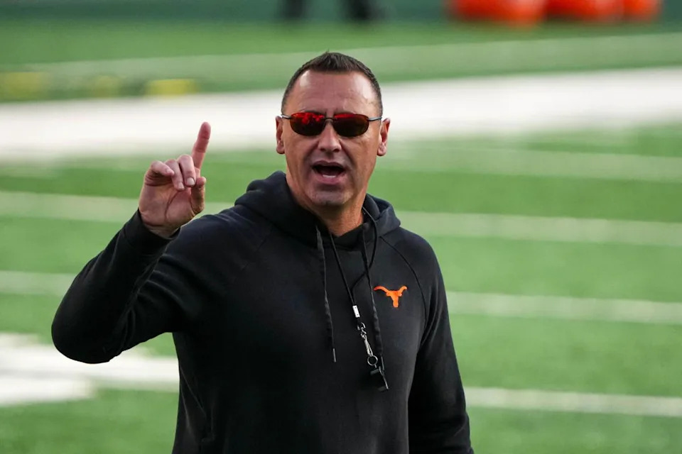 Texas Longhorns head football coach Steve Sarkisian.© Aaron E&period; Martinez&sol;American-Statesman &sol; USA TODAY NETWORK via Imagn Images