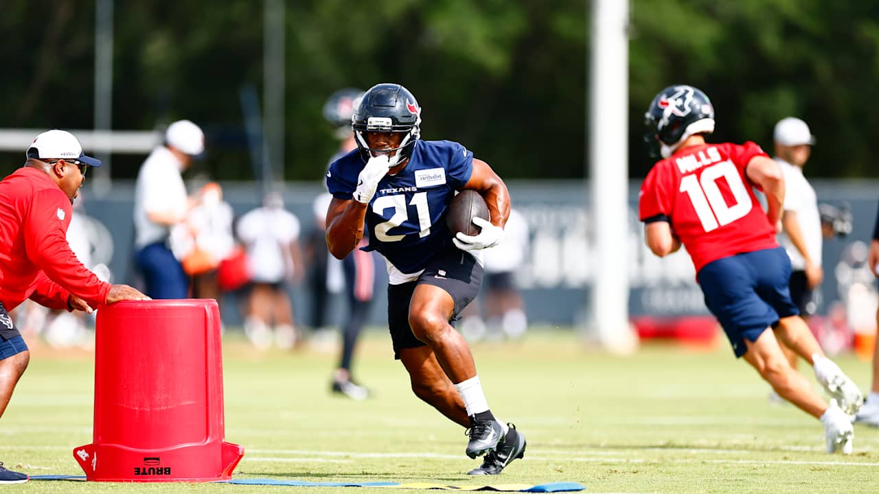 Key Storylines from Day 1 of minicamp | 1-Minute Recap