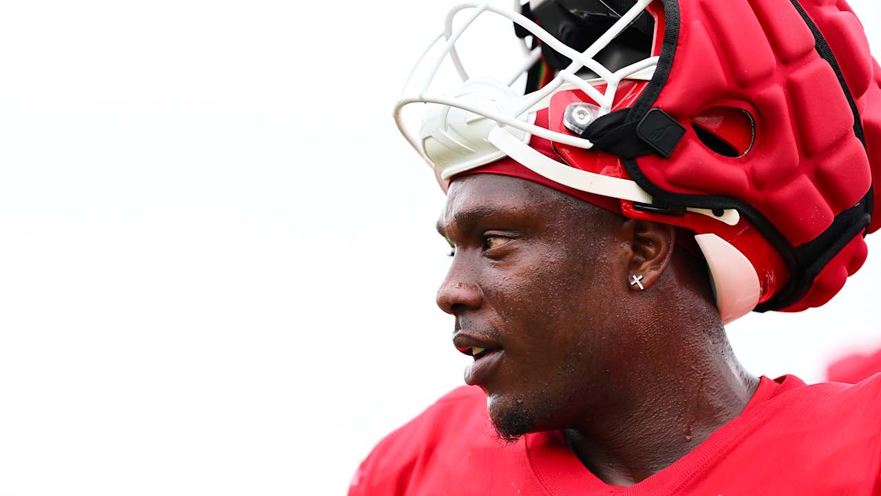 Chiefs Sign Two Veteran Tryout Players Following Minicamp