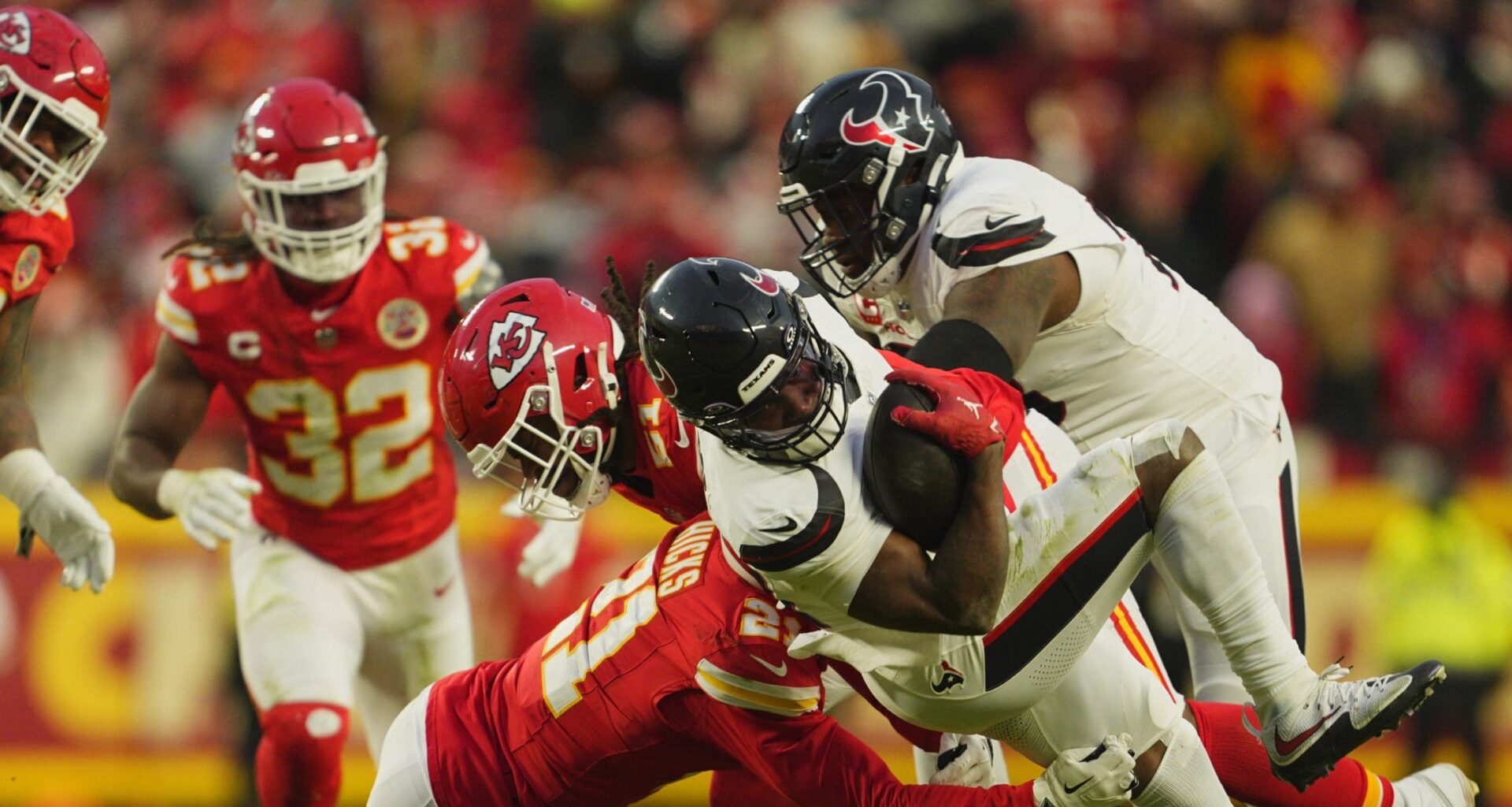 Dameon Pierce Sparks Bold Texans NFL Offensive Revival