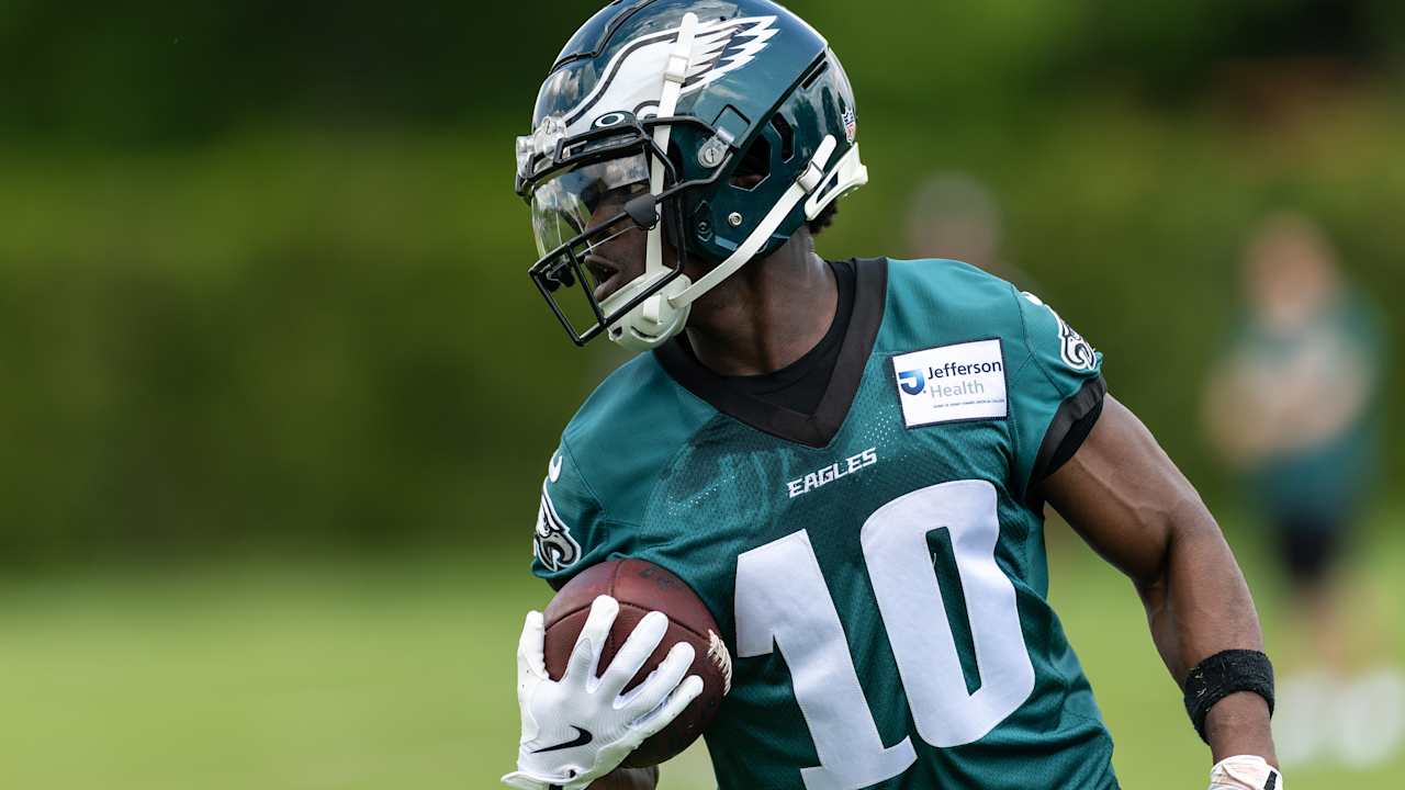 Eagles sign Ife Adeyi