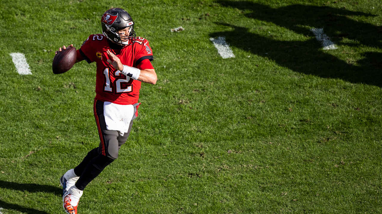 Top Five Passing Yardage Careers in Bucs History | 50 Seasons