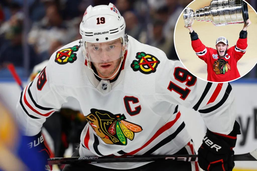 Jonathan Toews signing with Jets after 2-year NHL absence