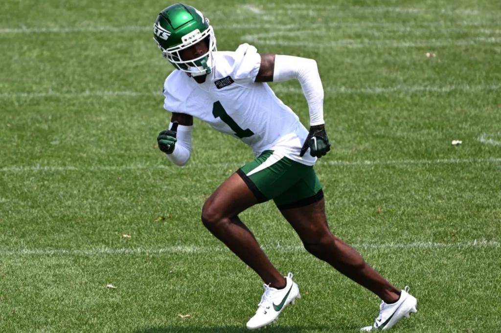 Jets' Steve Wilks challenging Sauce Gardner to reach next level