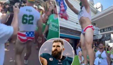 Jason Kelce strips down to American flag underwear at Eagles event