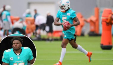 Tyreek Hill lobbies for Jalen Ramsey to stay with Dolphins despite trade buzz