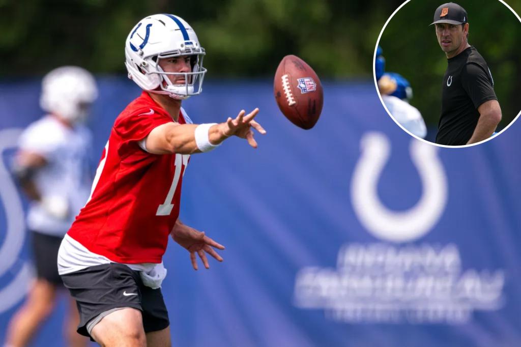Daniel Jones gets vote of confidence from Colts coach in QB competition