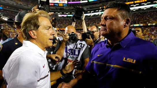 Disrespectful Alabama fan finds out what happens when you ask Ed Orgeron for a picture while proclaiming "Roll Tide"